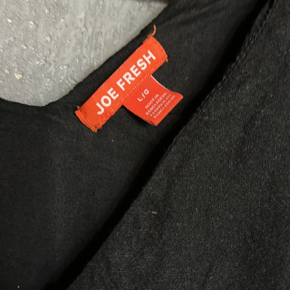 - Joe Fresh Black Sleeveless Button-Up Romper, L - Picture 9 of 10